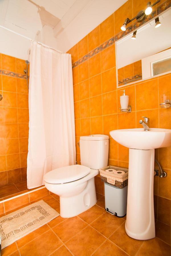 Spongkalya Apartment II Kálymnos Esterno foto